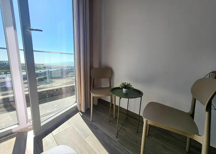 Seaside Bliss In Qerret * ゴーレム