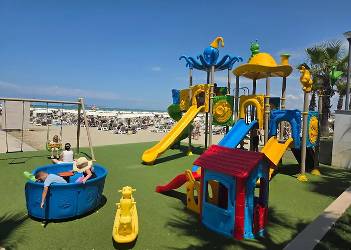 Seaside Bliss In Qerret アパート *