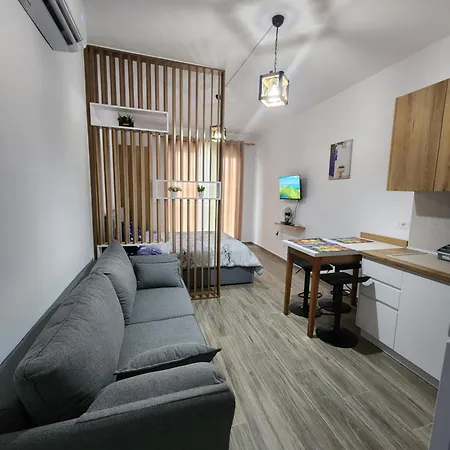 Seaside Bliss In Qerret *