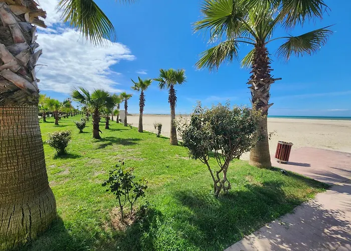 Seaside Bliss In Qerret Apartment *