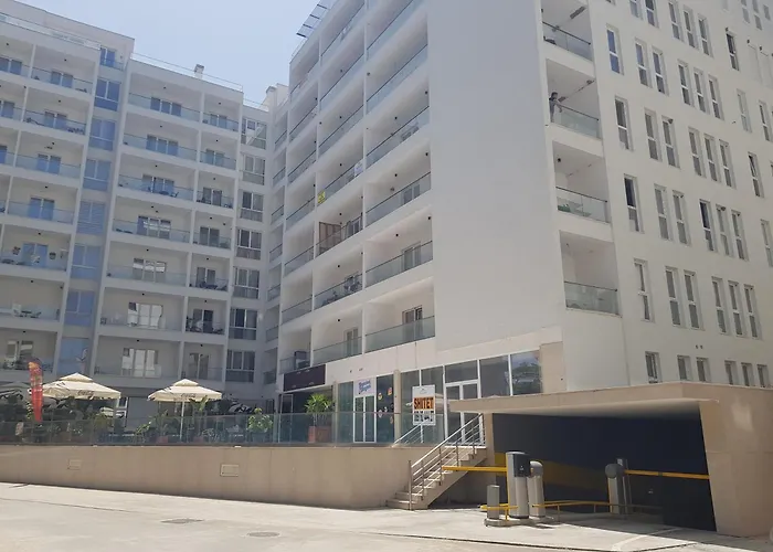 Seaside Bliss In Qerret